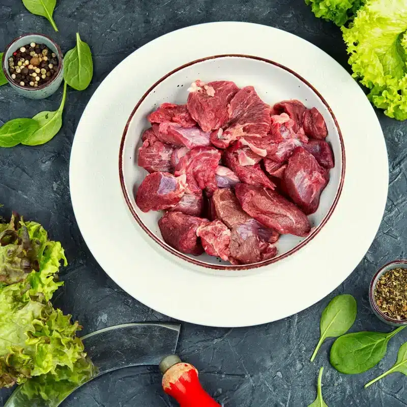 Verschiedene Gerichte von White Panther – kreative Rezepte mit hochwertigen Zutaten wie Gebirgsgarnelen, Hochlandrind und frischen Kräutern, perfekt für kulinarische Genüsse